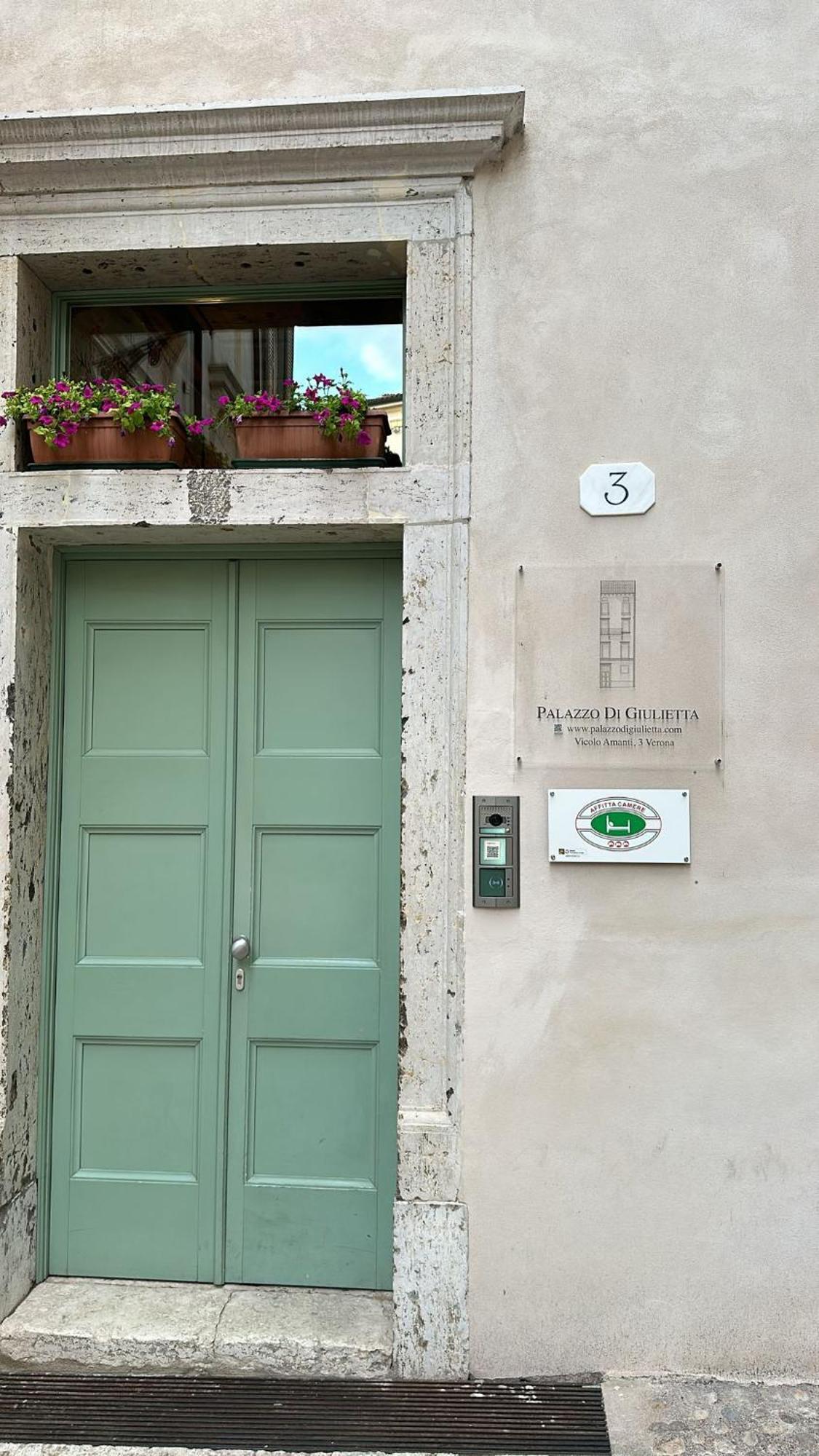 Palazzo Di Giulietta - Juliet'S Palace Verona Exterior photo